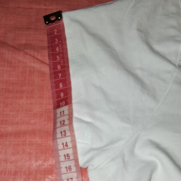 GUESS Classic White Tee with Logo - Picture 10 of 15